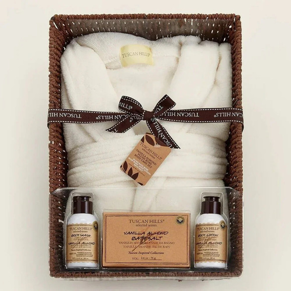Tuscan Hills Vanilla Almond Bath Gift Set - White - Picture 1 of 3